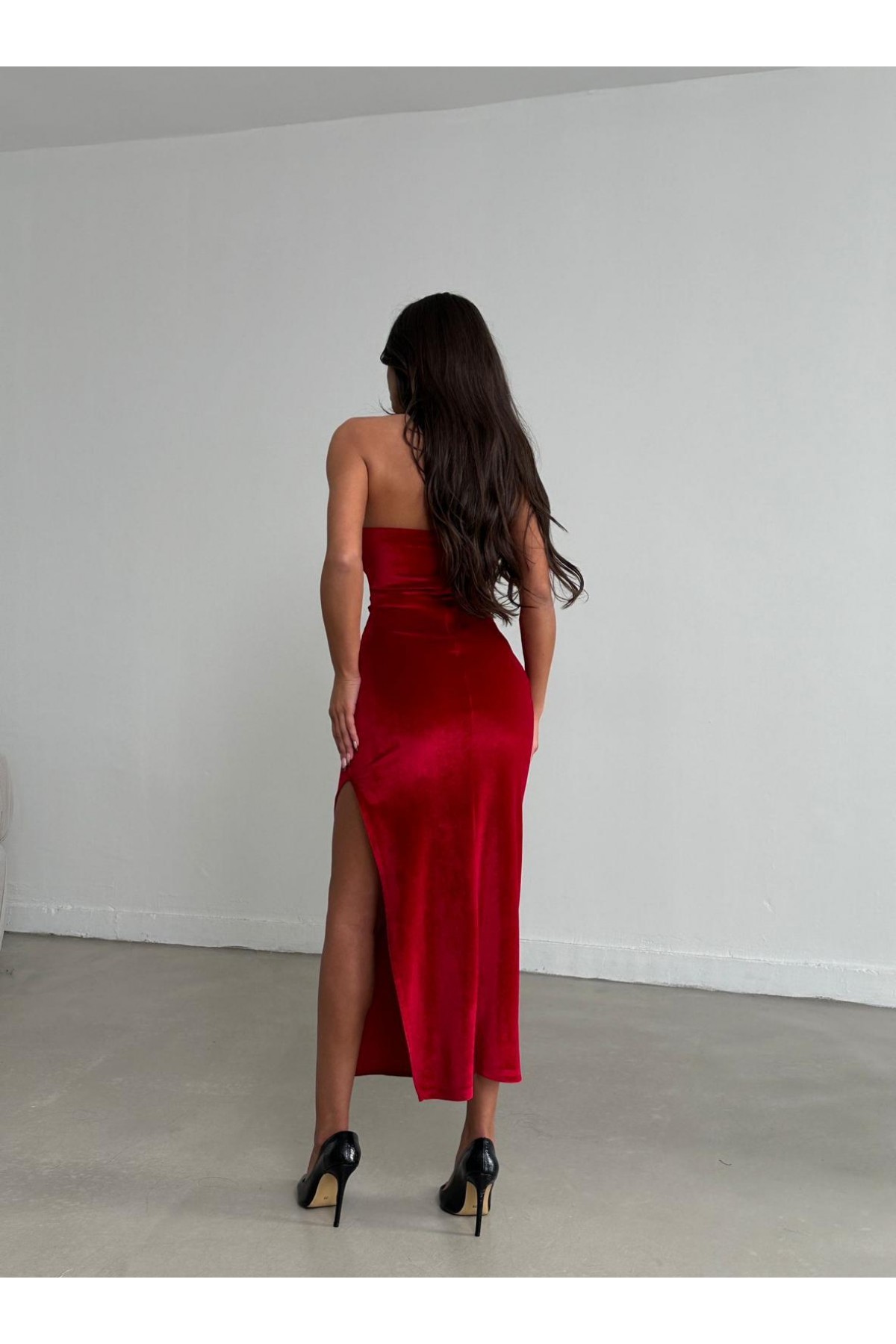 Straplez Kadife Elbise-Kırmızı